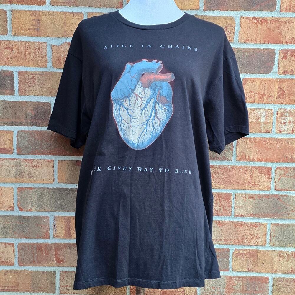 AiC Tshirt  XL Black Graphic Print Cotton Alice Chains Black Gives Way Blue 2010